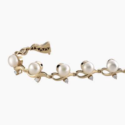 Stella Pearl and Diamond Bracelet